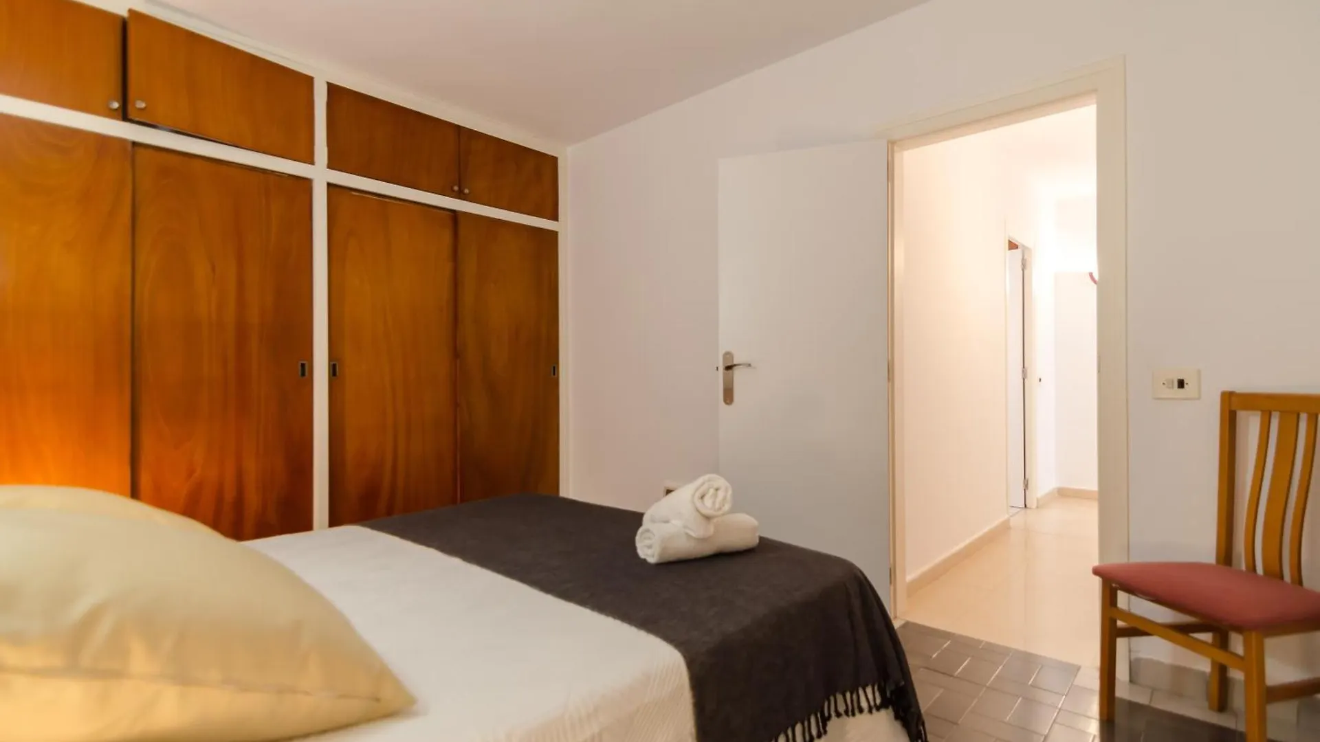 Apto Lyra Cerca De Playa 5 Huespedes Lloret de Mar Apartment