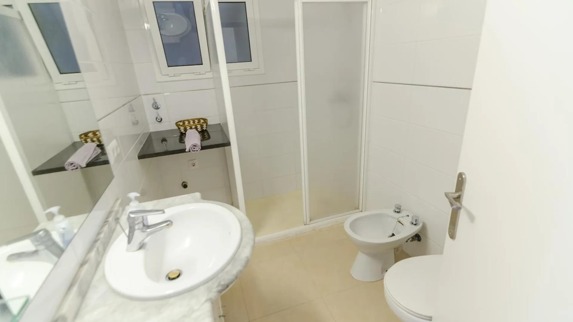 Apto Lyra Cerca De Playa 5 Huespedes Lloret de Mar Apartmán